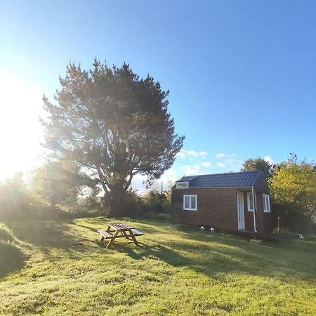 Nuit Insolite En Tiny House Questembert Buitenkant foto