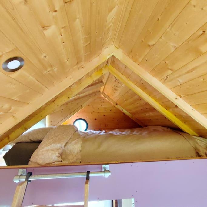 Nuit Insolite En Tiny House Questembert Buitenkant foto
