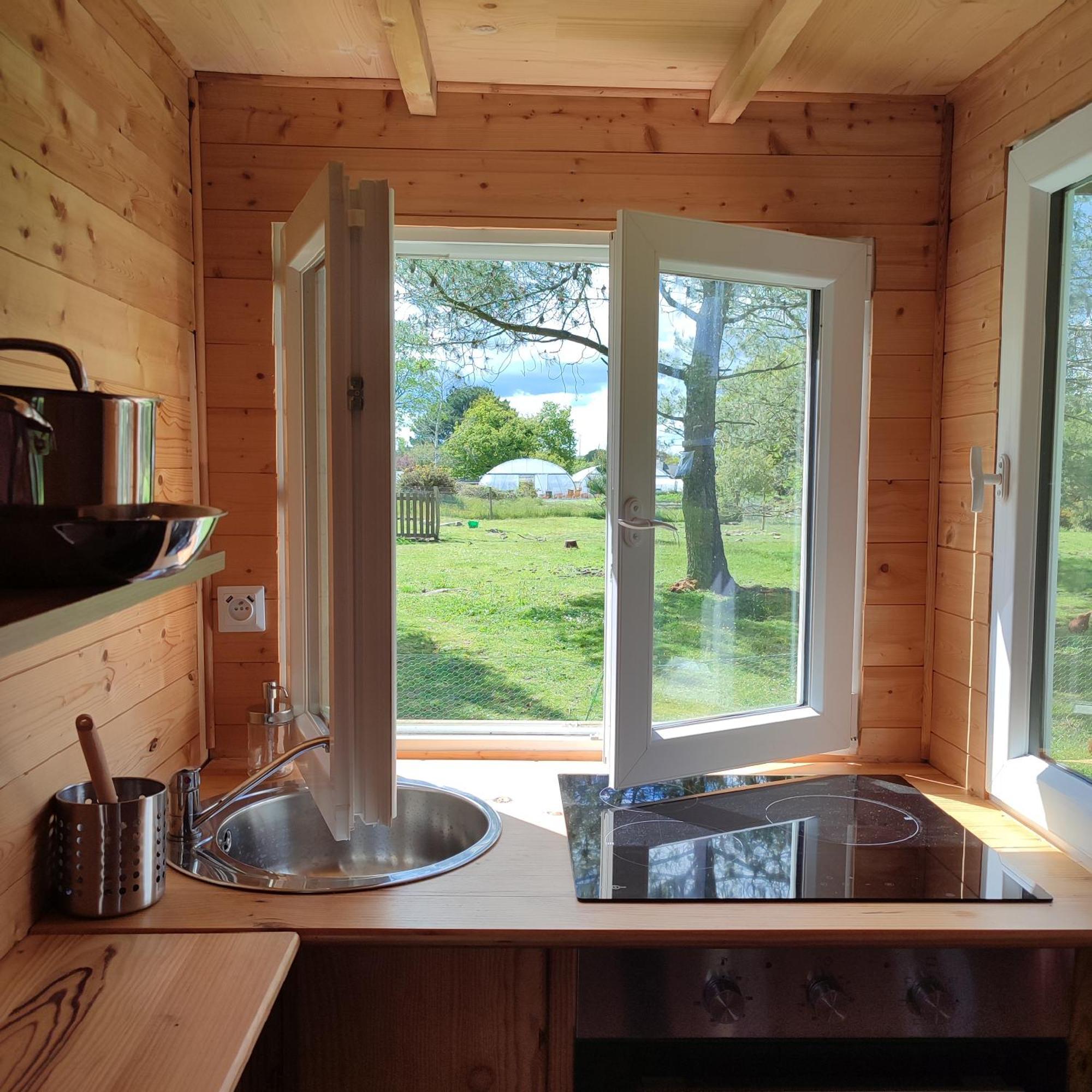 Nuit Insolite En Tiny House Questembert Buitenkant foto
